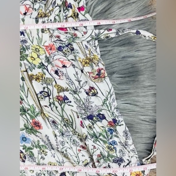 Floral H&M dress - Picture 12 of 12
